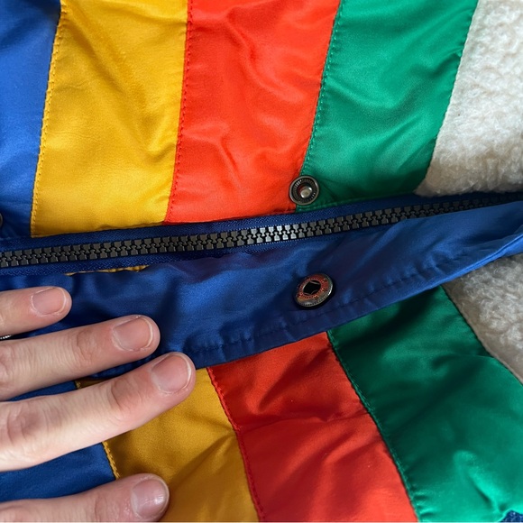 Kids Cat & Jack Retro Puffer Vest - Picture 5 of 6